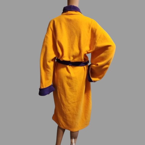 EUC Los Angeles Lakers Robe - Picture 2 of 2